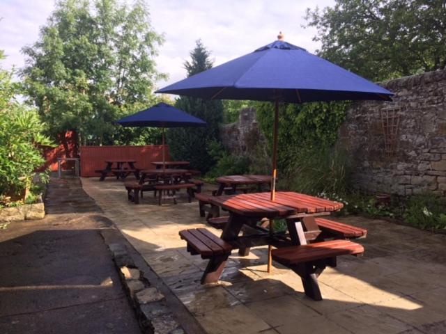 Coach And Horses Hotel Barnard Castle Exterior photo